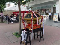 三鷹駅北口商店会　秋祭